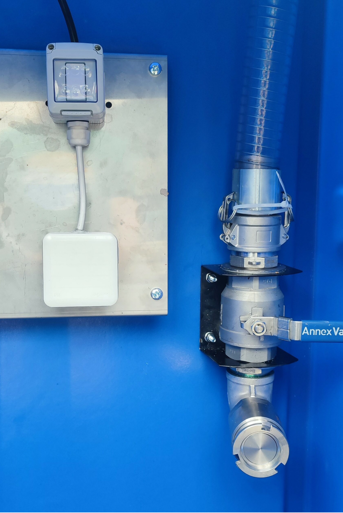 Carbery Litre Vertical Adblue Point Tank Station